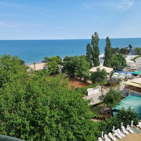 Apartment Golden Sands, Sea View, Beach Front, Private Property Bagian luar foto